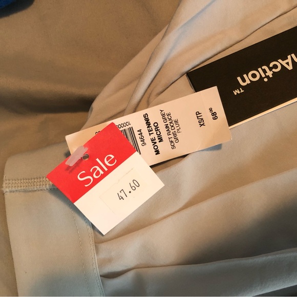 TNA tennis skirt never worn, tags still on - Picture 2 of 3